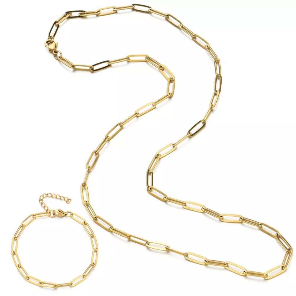 Paper clip chain and bracelet